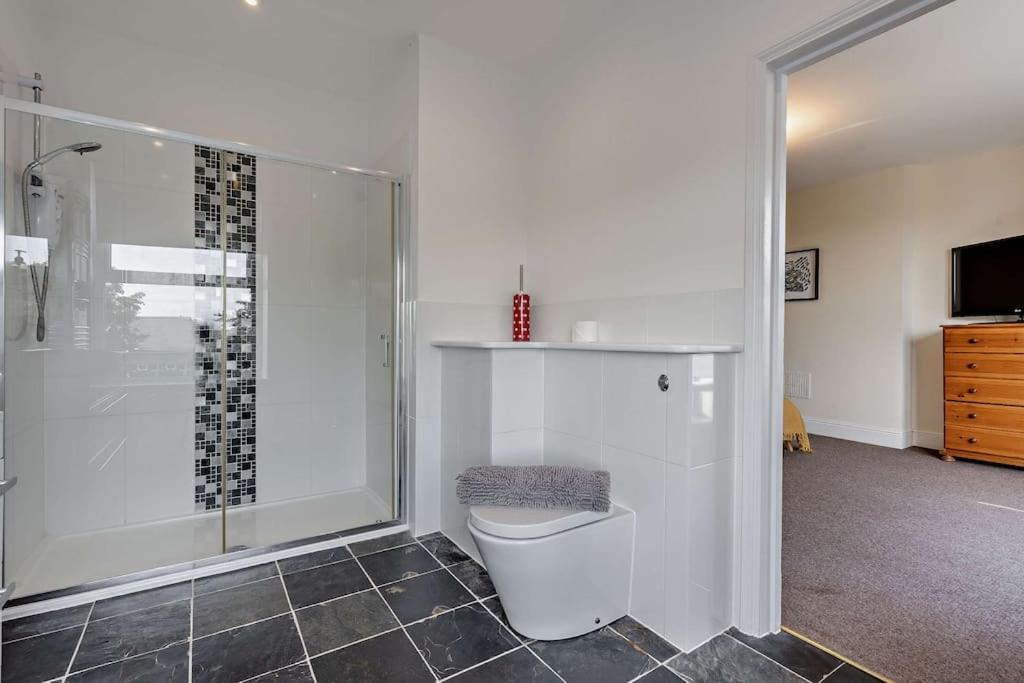 Dizzy Heights Swanage Sleeps 10 With Amazing Views Villa Exterior photo